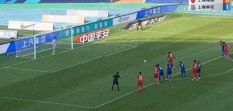 1656520934253006239.gif shanghai vs shanghai.gif