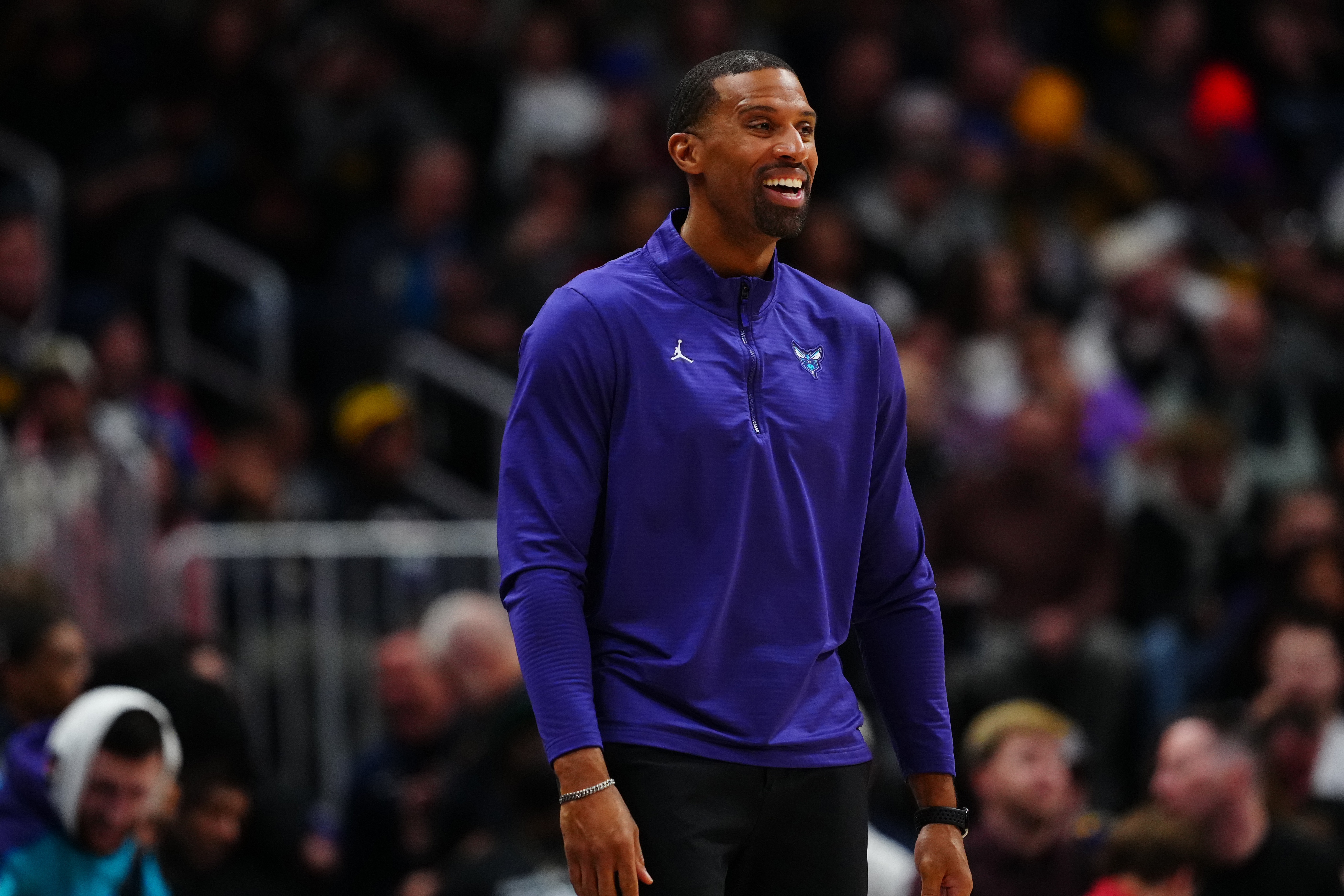 开云体育官网-黄蜂主帅：接连将对手得分限制在100分以下 体现了拼劲防守执行力