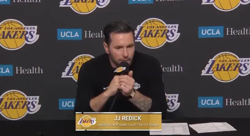 开云app下载-雷迪克：季后赛关乎韧性，坚持最久的球队就会赢得系列赛